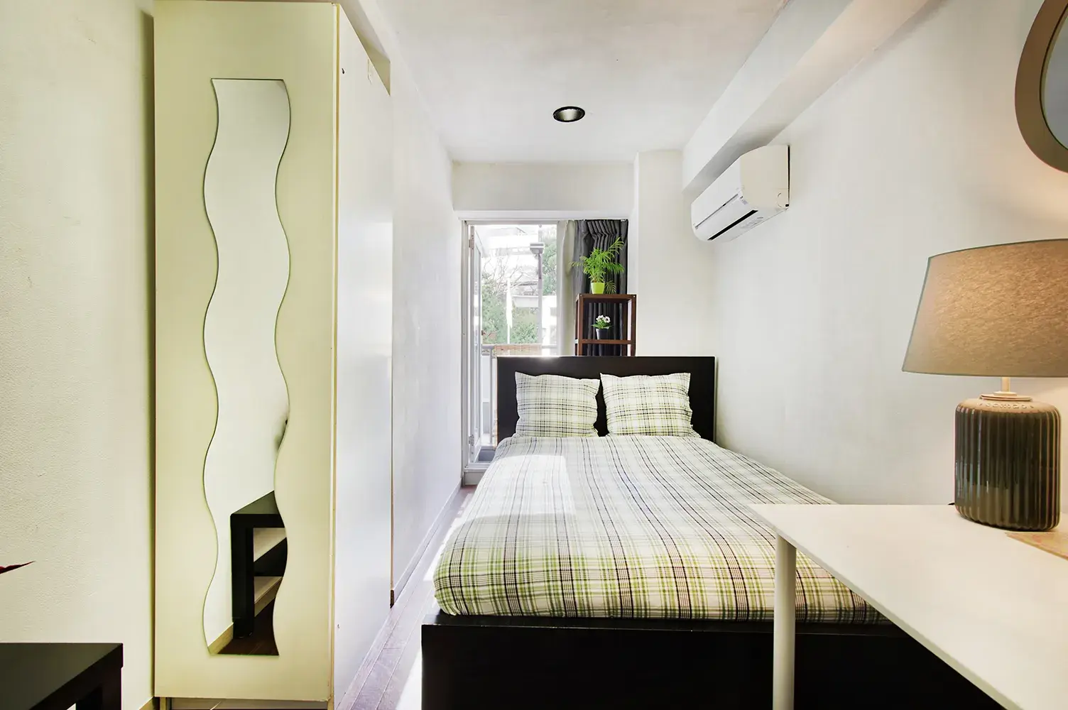 Furnished studio apartment in Tokyo