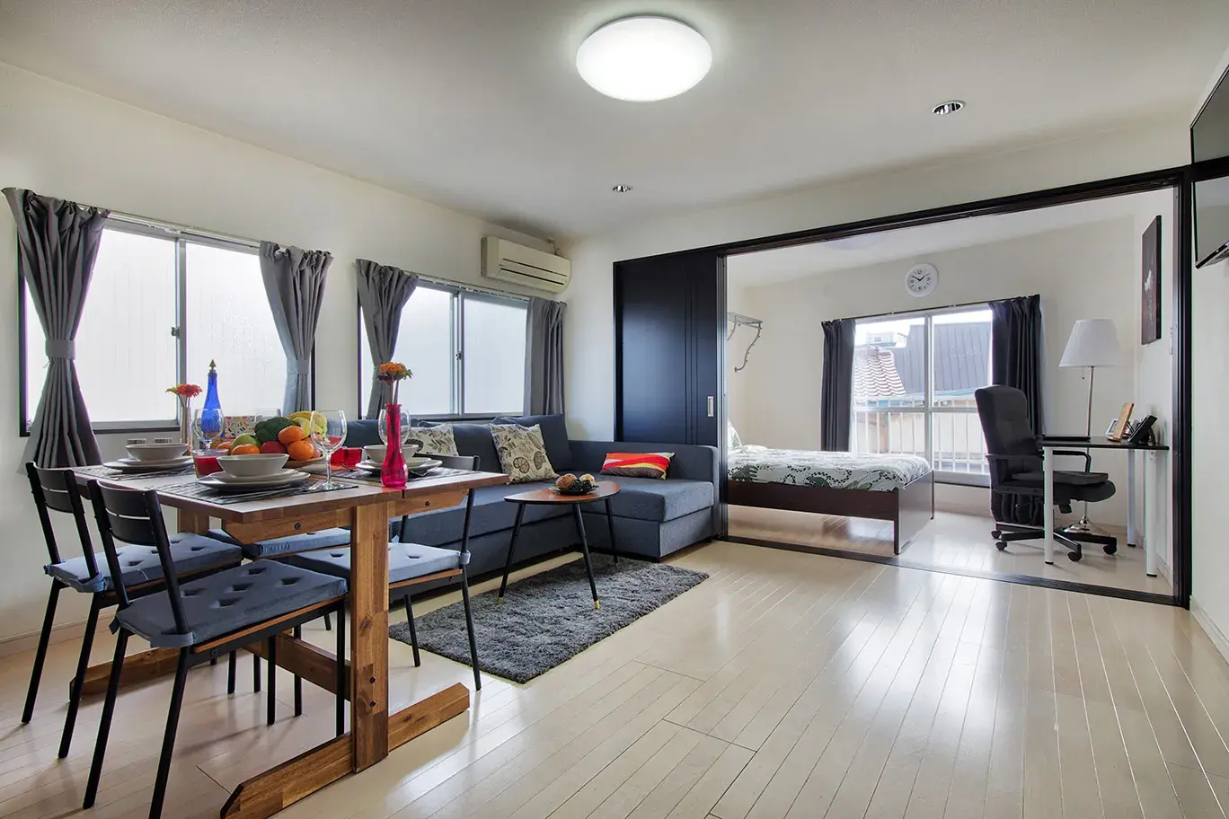 Beautiful 2LDK Furnished Apartment in Meguro