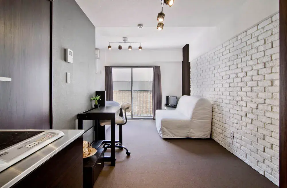 Apartment with balcony in Roppongi