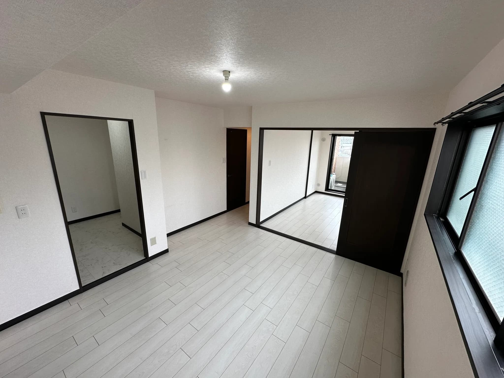 Lions Mansion — 306