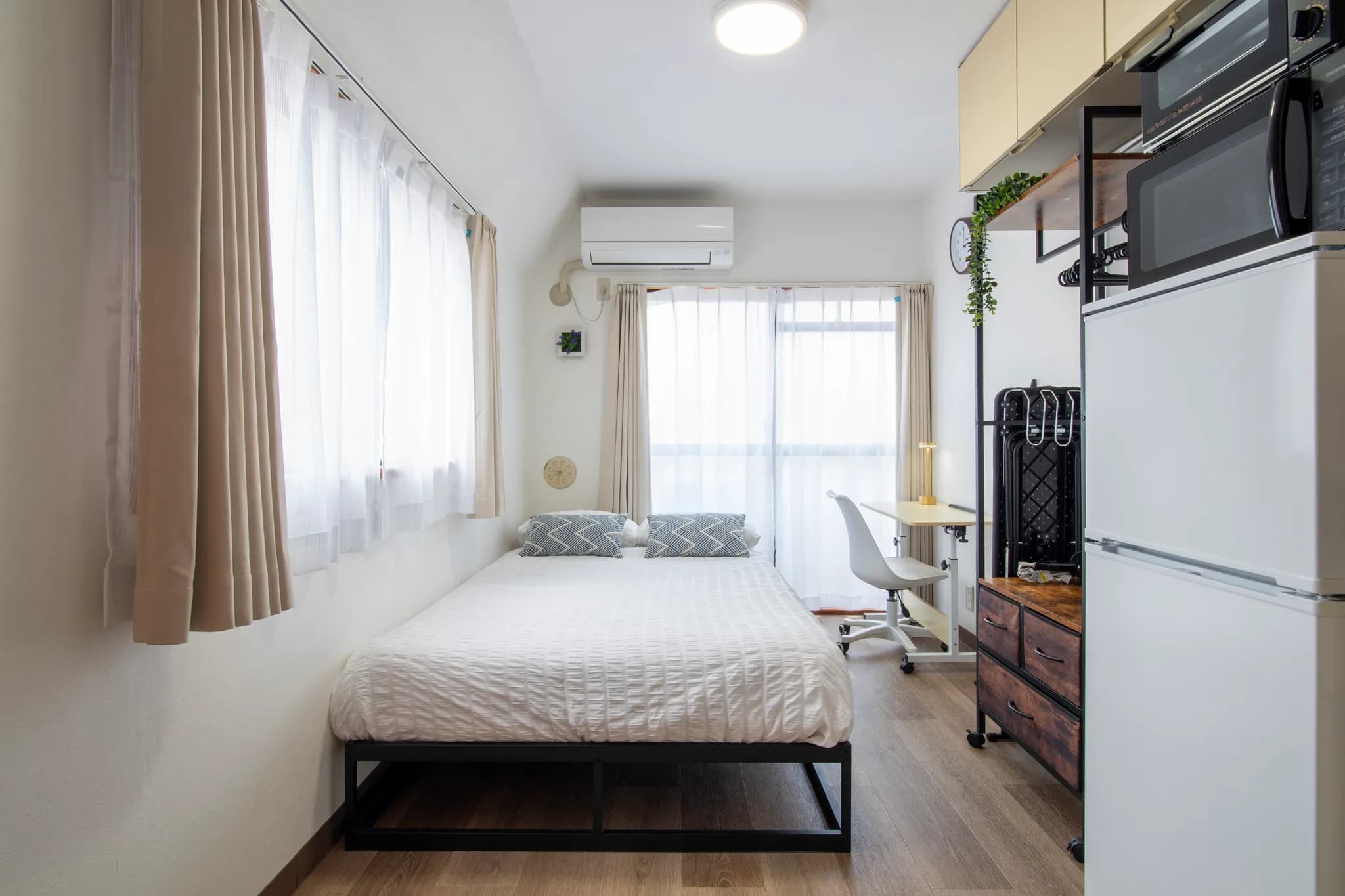 Maison De Santier — 405