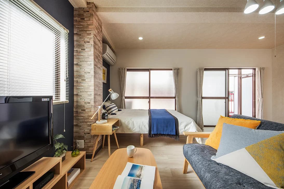 Kita-Shinjuku — 203