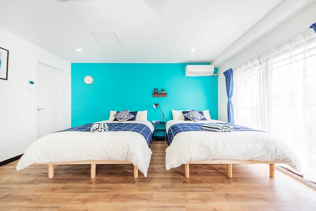 Kita-Shinjuku — 202