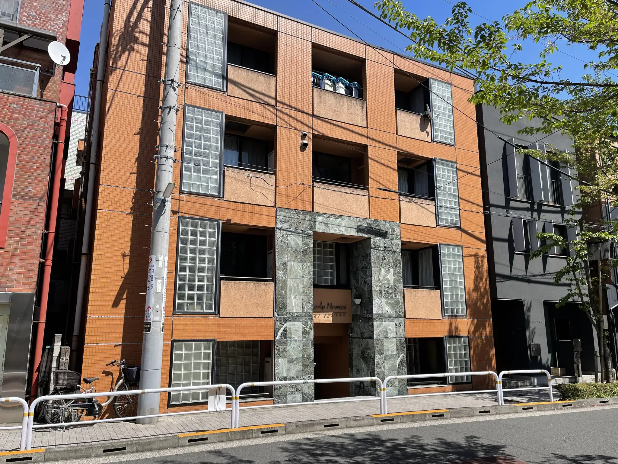 Beverly Homes Nishikoyama — 103 — 가구 완비 아파트 in Shinagawa, Tokyo